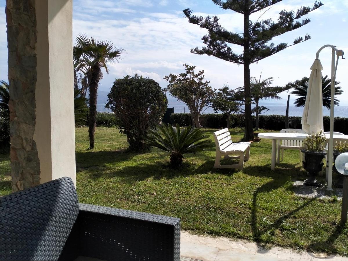 Villa Sullo Stretto Sant'Agata  Экстерьер фото